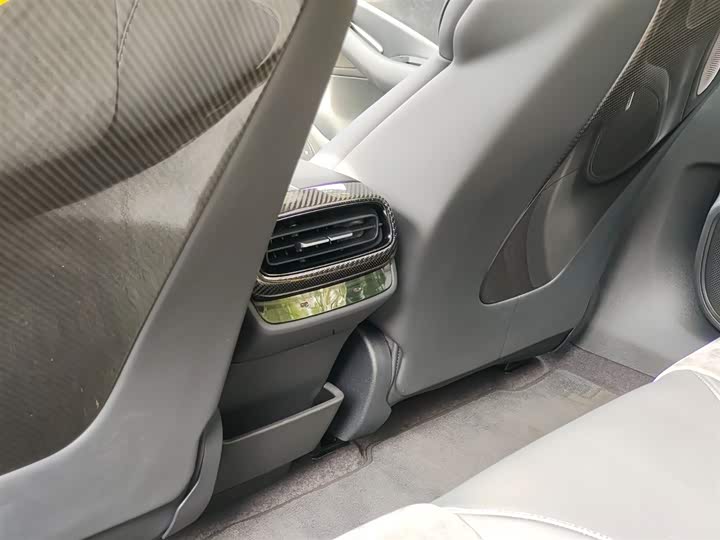 Фото 9 - Xiaomi SU7 Ultra