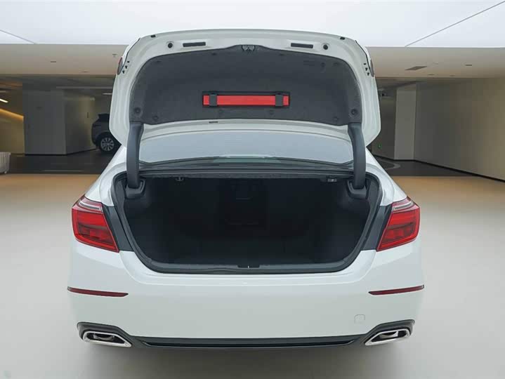 Фото 6 - Honda Inspire