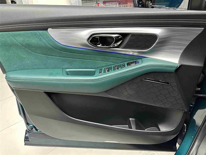 Фото 18 - GAC Trumpchi GS8