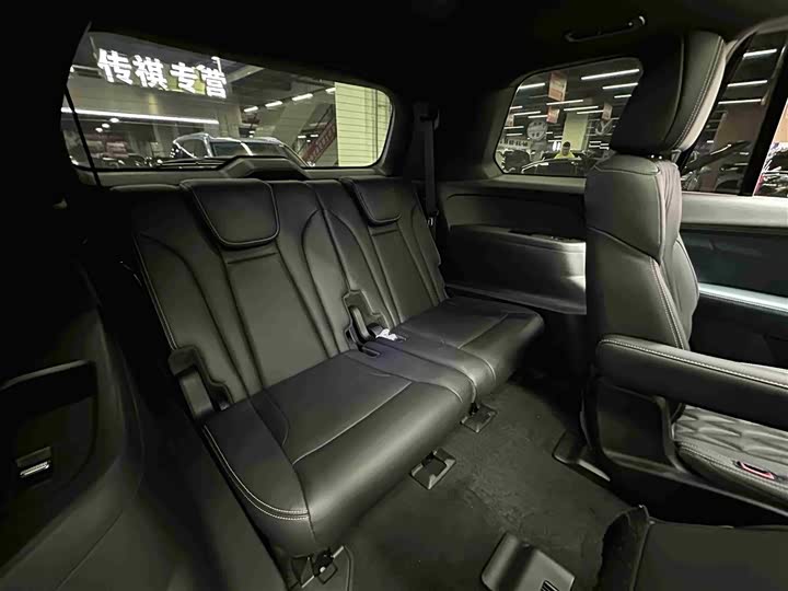 Фото 33 - GAC Trumpchi GS8