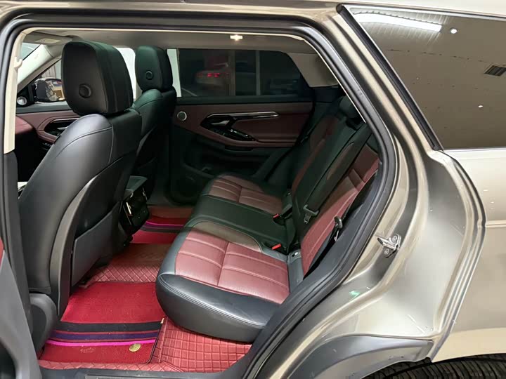 Фото 18 - Land Rover Range Rover Evoque L