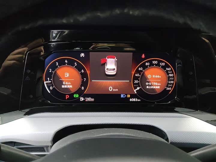 Фото 12 - Volkswagen Golf