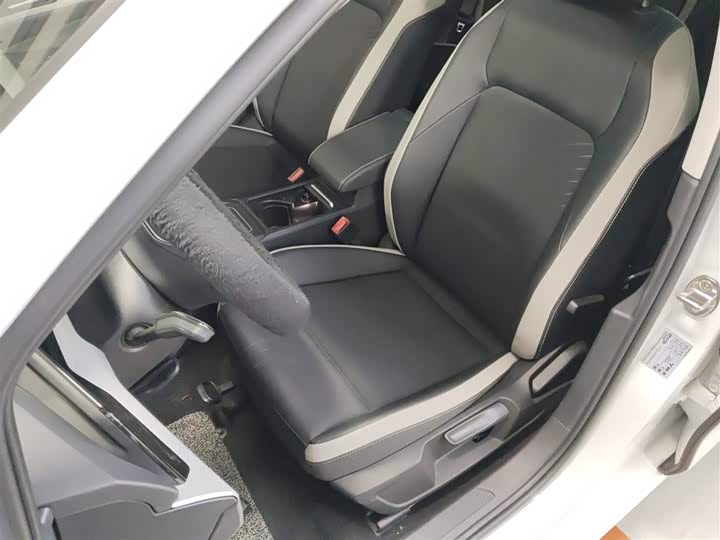 Фото 15 - Volkswagen Golf