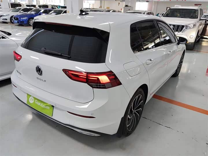 Фото 7 - Volkswagen Golf