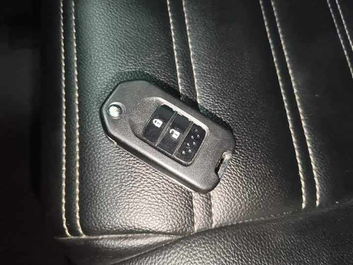 Фото 12 - Honda CR-V