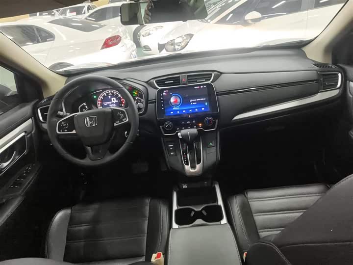 Фото 13 - Honda CR-V