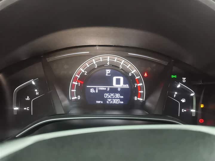 Фото 15 - Honda CR-V