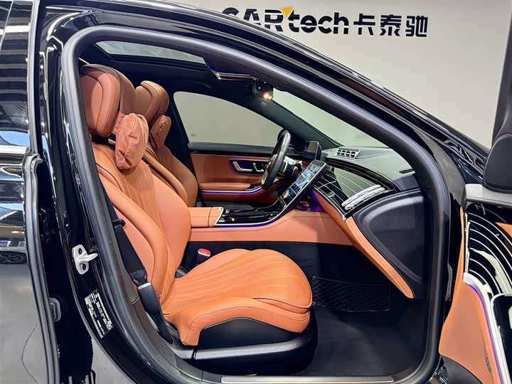 Фото 15 - Mercedes-Benz S-Class