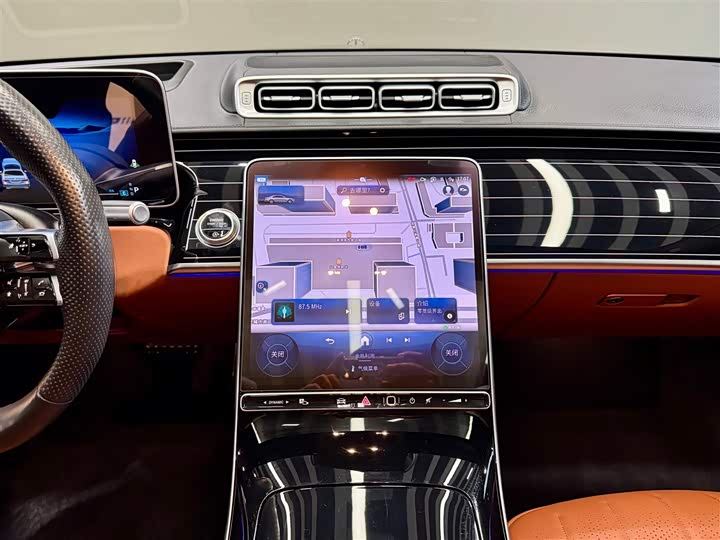 Фото 21 - Mercedes-Benz S-Class