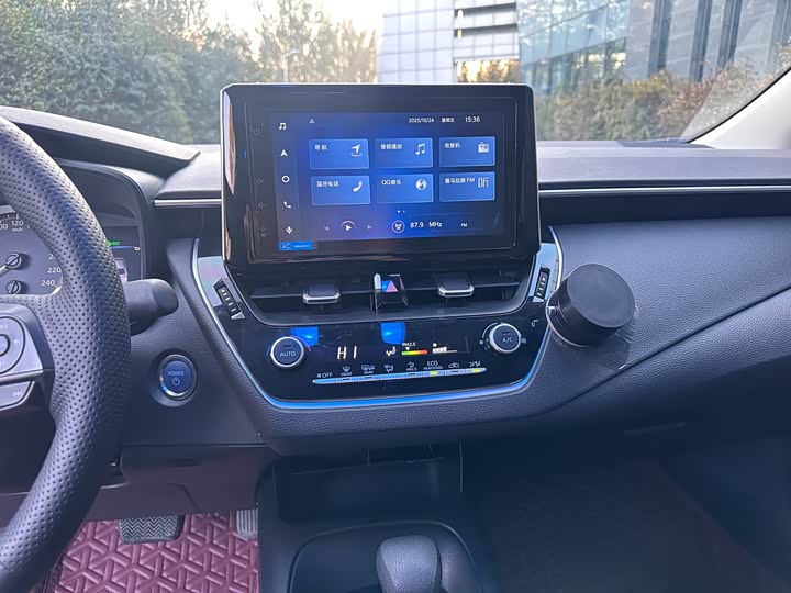 Фото 11 - Toyota Corolla