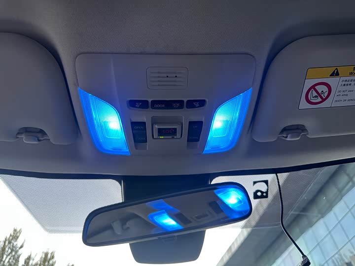 Фото 13 - Toyota Corolla