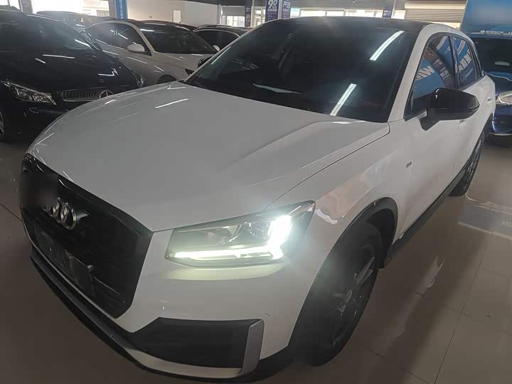Фото 1 - Audi Q2L