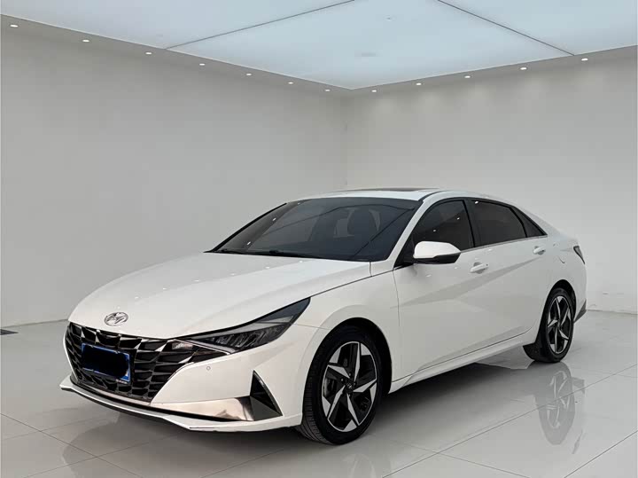 Фото 1 - Hyundai Elantra N line