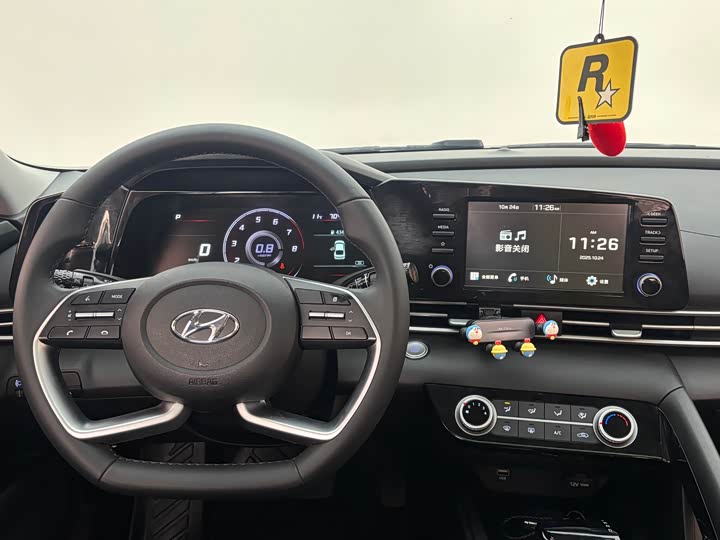 Фото 7 - Hyundai Elantra N line