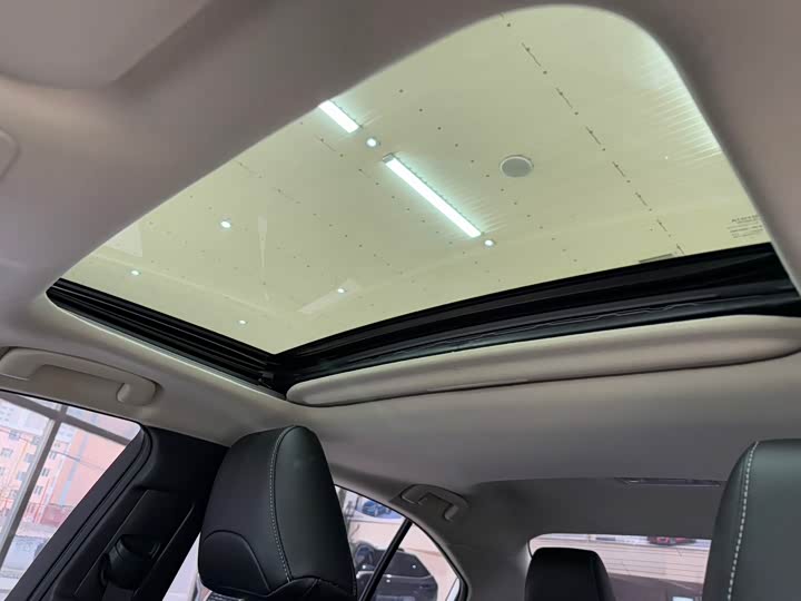 Фото 15 - Toyota Corolla