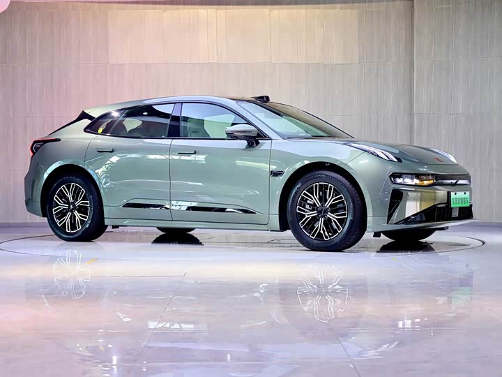 Фото 3 - Zeekr 001