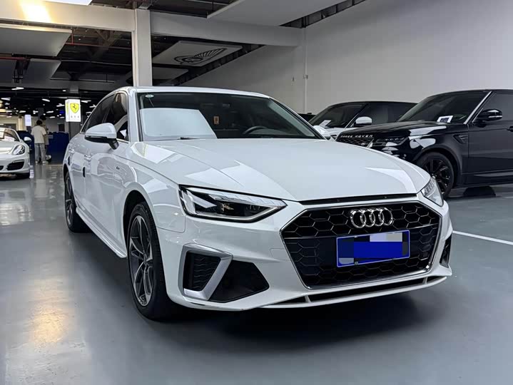 Фото 3 - Audi A4L