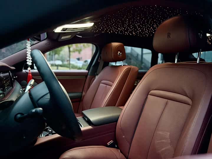 Фото 8 - Rolls-Royce Ghost