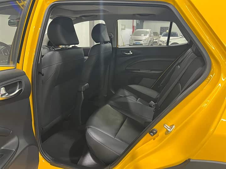 Фото 11 - Kia KX1