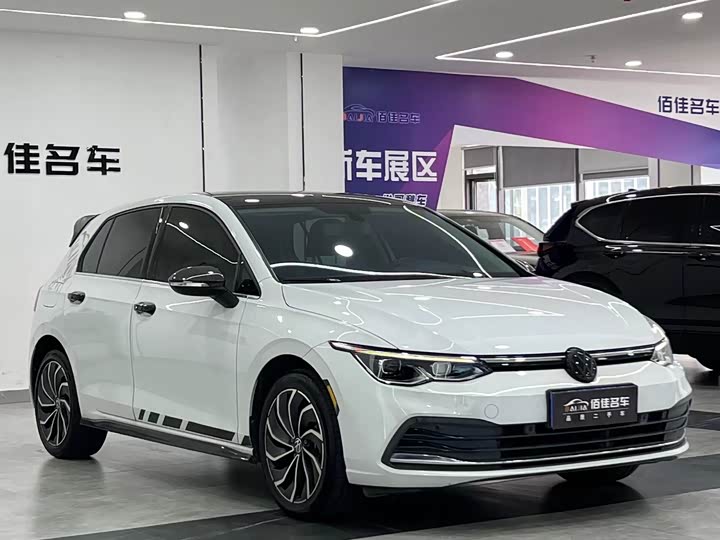 Фото 3 - Volkswagen Golf