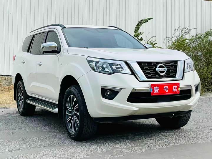 Фото 3 - Nissan Terra