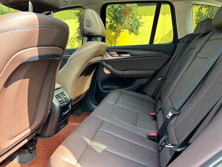 Фото 12 - BMW X3