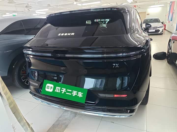 Фото 6 - Zeekr 7X