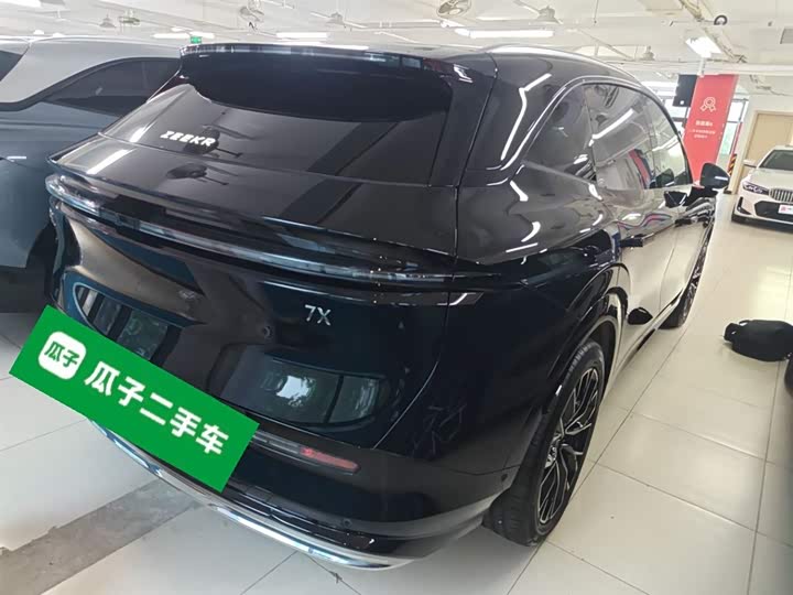 Фото 7 - Zeekr 7X