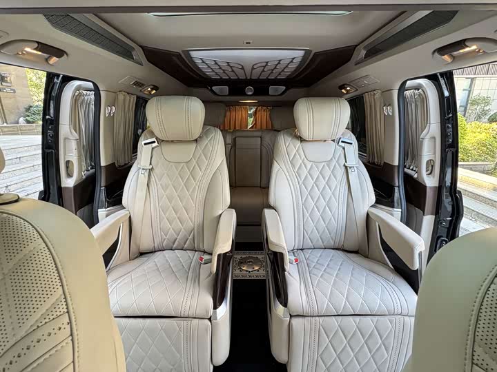 Фото 11 - Mercedes-Benz Vito