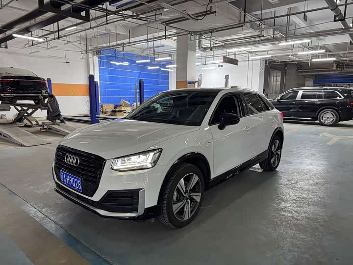 Фото 2 - Audi Q2L