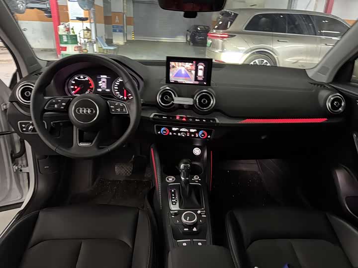 Фото 3 - Audi Q2L