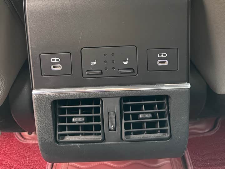 Фото 15 - Toyota bZ4X