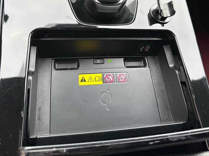 Фото 16 - Toyota bZ4X