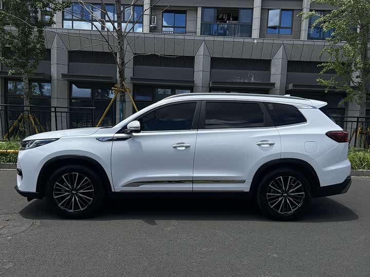 Фото 11 - Chery Tiggo 8 Pro