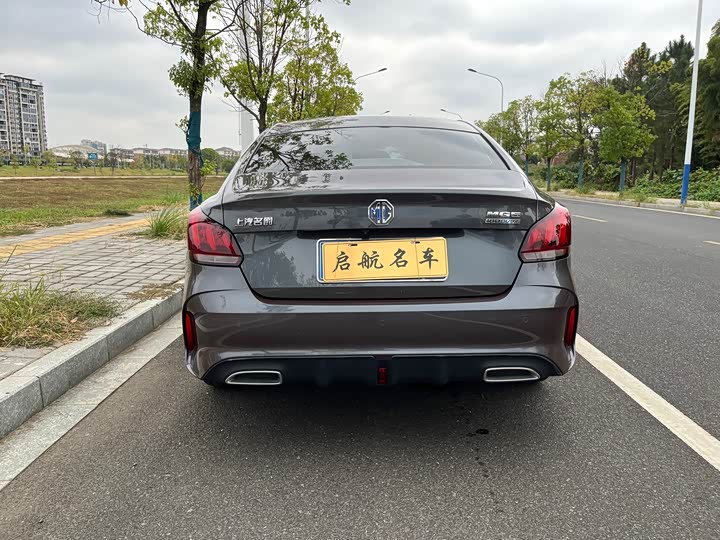 Фото 3 - MG Motor 5