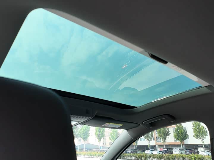 Фото 17 - Volkswagen Golf