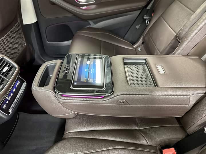 Фото 13 - Mercedes-Benz GLS-Class