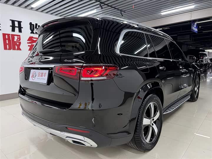 Фото 17 - Mercedes-Benz GLS-Class