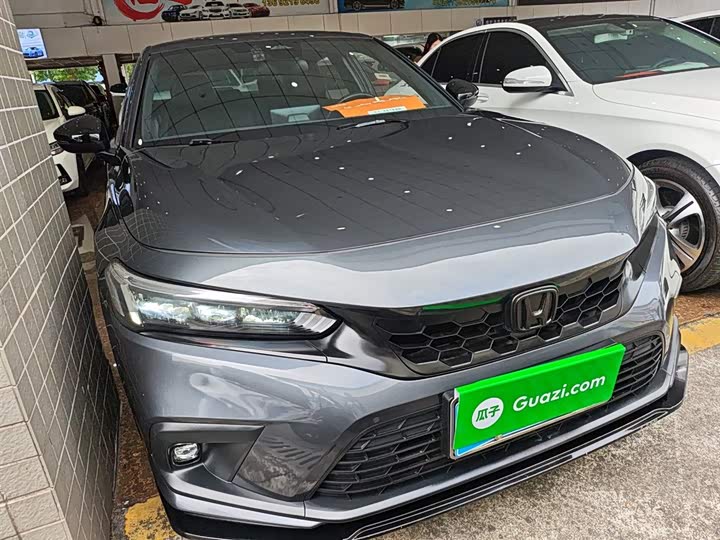 Фото 4 - Honda Civic