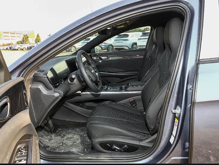 Фото 2 - BYD Seal