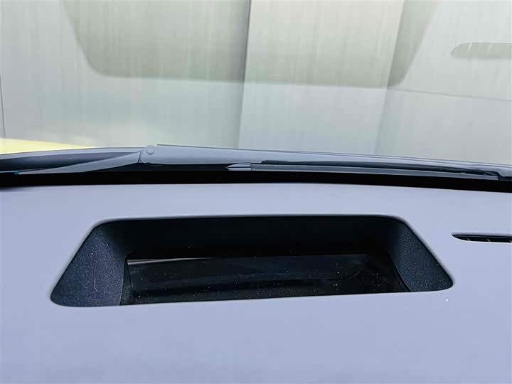 Фото 9 - LiXiang Mega