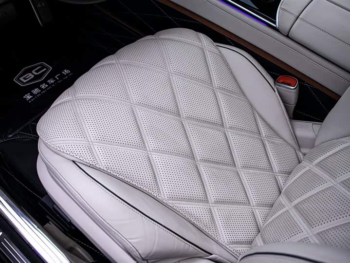 Фото 13 - Mercedes-Benz Maybach S-Class