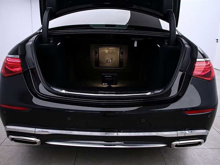 Фото 15 - Mercedes-Benz Maybach S-Class