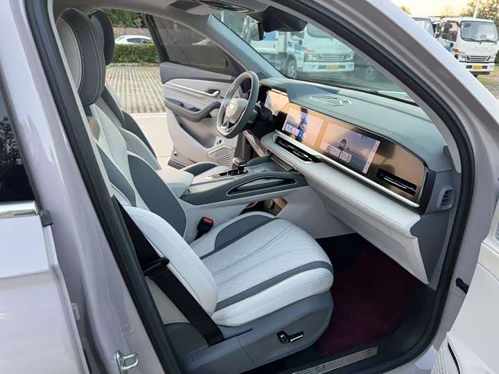 Фото 10 - Geely Monjaro Thor Hybrid