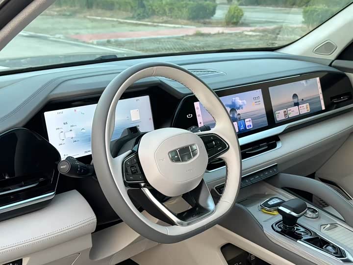 Фото 16 - Geely Monjaro Thor Hybrid