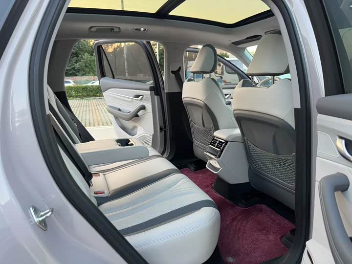 Фото 9 - Geely Monjaro Thor Hybrid