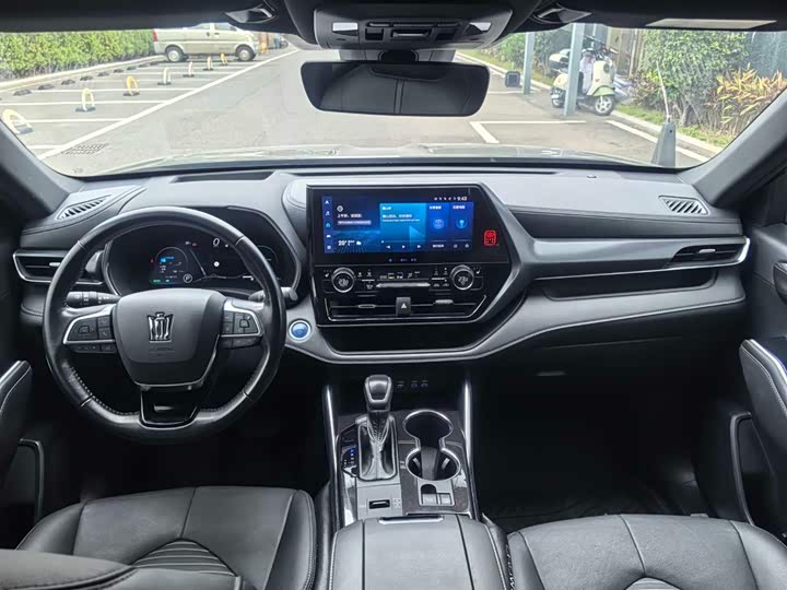 Фото 5 - Toyota Crown Kluger