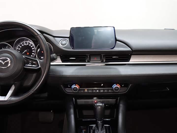 Фото 15 - Mazda Atenza