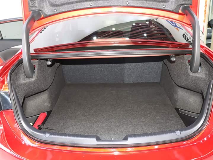 Фото 17 - Mazda Atenza