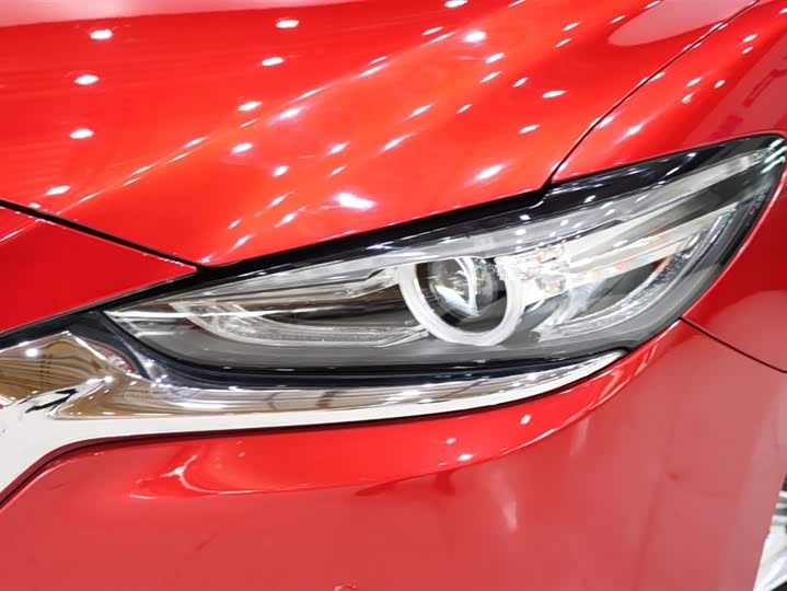 Фото 8 - Mazda Atenza